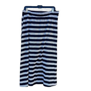 Studio 253 grey and black maxi skirt size XL